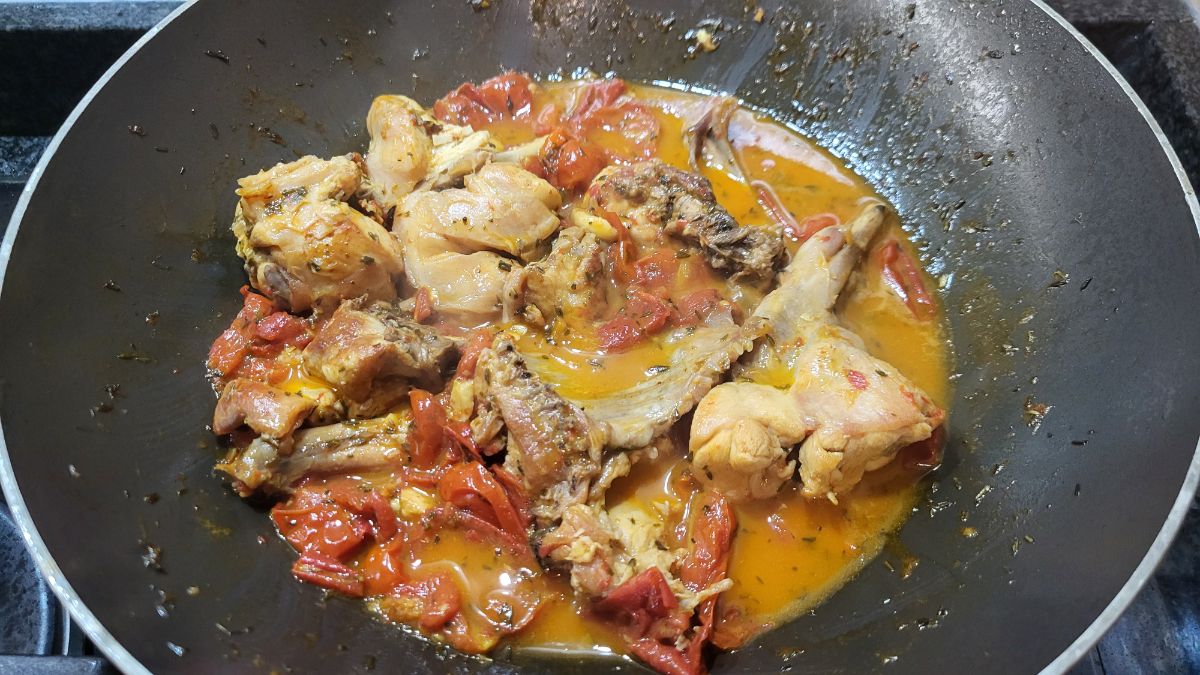 Coniglio all'ischitana